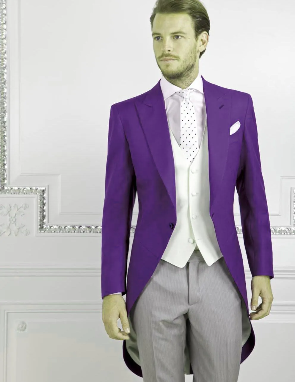 Fashion Style Purple Tailcoat Men Wedding Tuxedos Excellent Groom Tuxedos Men Dinner Prom Ceremonial Dress(Jacket+Pants+Tie+Vest) 794