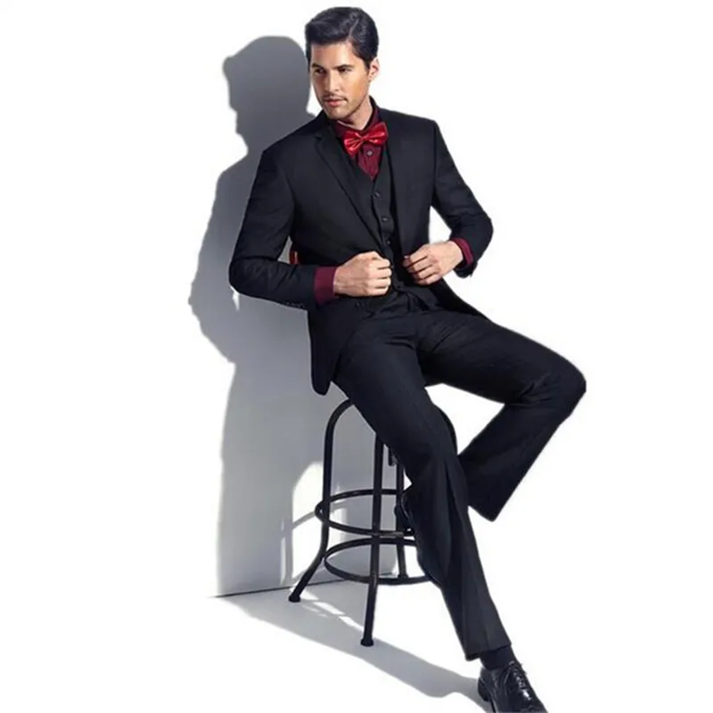 2018 Hommes Costumes Noir Costumes De Mariage D'affaires Marié Marié Personnalisé Slim Fit Smokings Formels Meilleur Homme Blazer Robe De Soirée Prom Party 3 Pièces