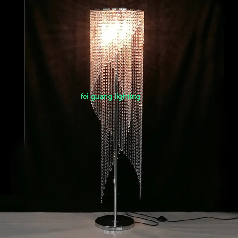 Coiffeuse / table de maquillage Cristal 12 LED - Eclairée par 12 ampoules  LED - Poignées Diamant - Fabrication européenne