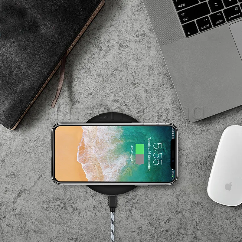 Fast Qi Wireless Charger Quick Charging USB Power Adapter لـ iPhone13 12 Mini 11 Pro XS Max 7 8 Plus Samsung S20 8 S9 Plus 5V 2A 9V 1.67A مع حزمة البيع بالتجزئة