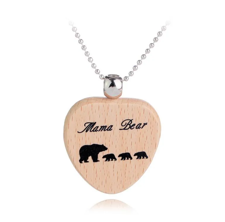 Mama Bear Wood Keychain Necklace Mama Bear Heart Key Rings Mother and Daughter Bears Cubs Heart Charm Wooden Mama Bear Necklaces
