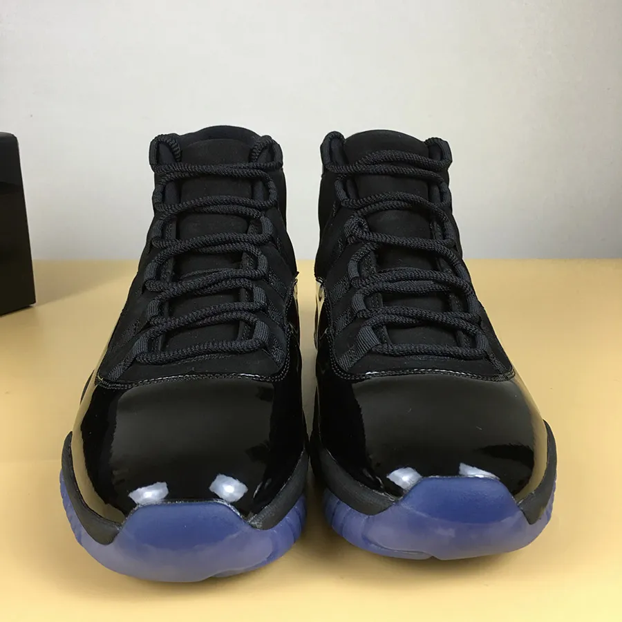 Black clearance 11s 2018