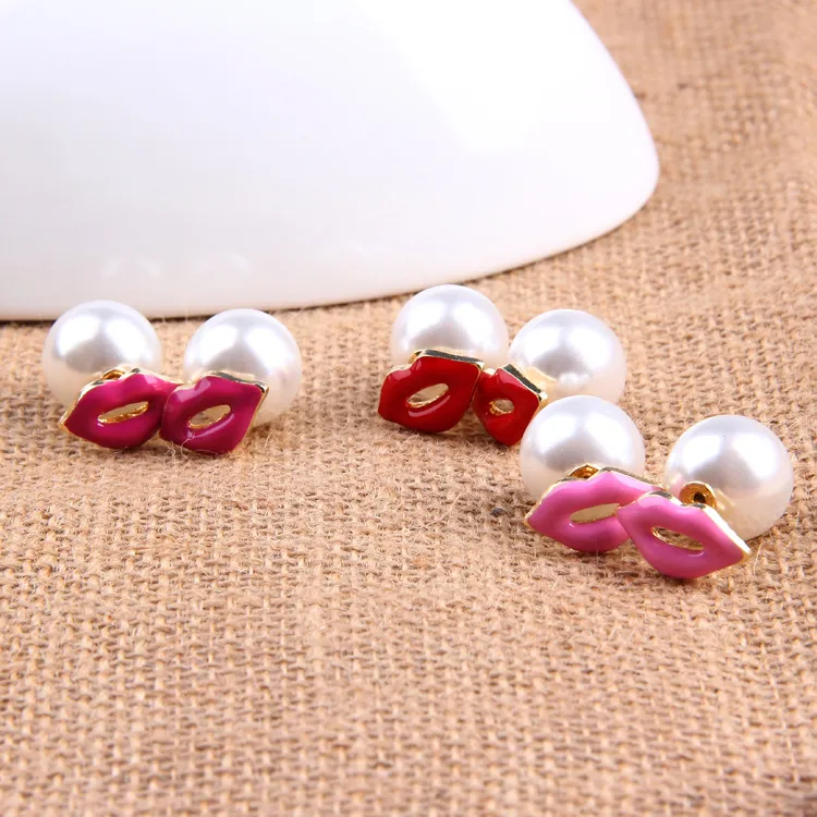 Offre spéciale boucles d'oreilles créatives double face perle boucles d'oreilles femmes mode sexy rouge lèvre perle goujons