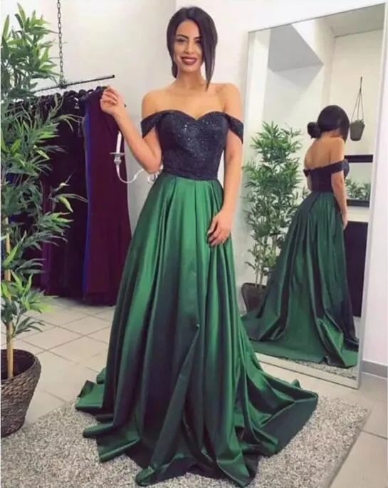 2017 sexy elegante lange schwarze Ballkleider mit Spitze in Grün, erhältlich mit schulterfreien Ärmeln für Frauen in Übergröße