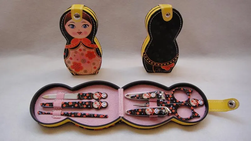 Russian Dolly Nail Manicure Set rostfritt stål Professionella tillbehörssats Eyes Make Up Beauty Essential DHL gratis