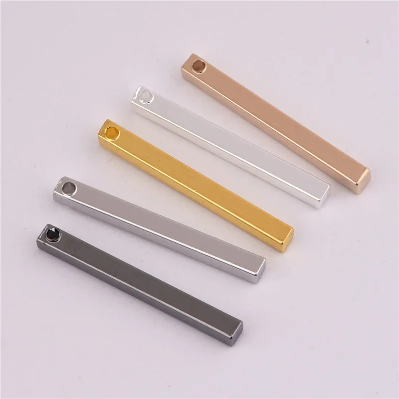 Hele sale2.5 * 25mm 50 stks Koper Materiaal Zilver goud Blank bar charm Eenvoudige Bar charm Lange Strip voor ketting Hanger voor DIY