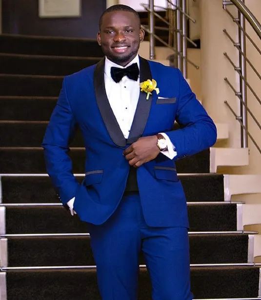 One Button Royal Blue Groom Tuxedos for 2024 Shawl Lapel Best Man Suit Jacket Pants Tie