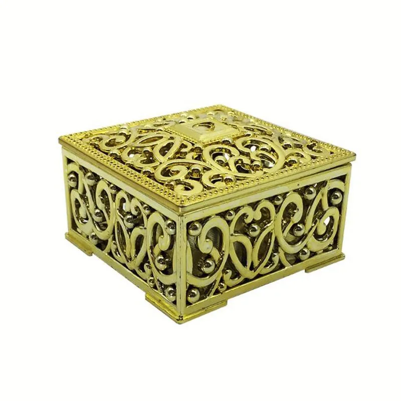 Boîte à bonbons en plastique ajourée carrée dorée et argentée de luxe, boîtes d'emballage pour cadeaux de fête, décoration de mariage, ZA6133