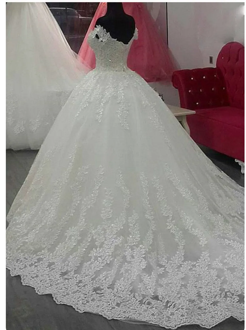 Sexy Off the Shoulder Ball Gown Wedding Dress Floral Applique with Sequins Zipper Back Sweep Train Plus Size Wedding Dresses Bridal Gowns
