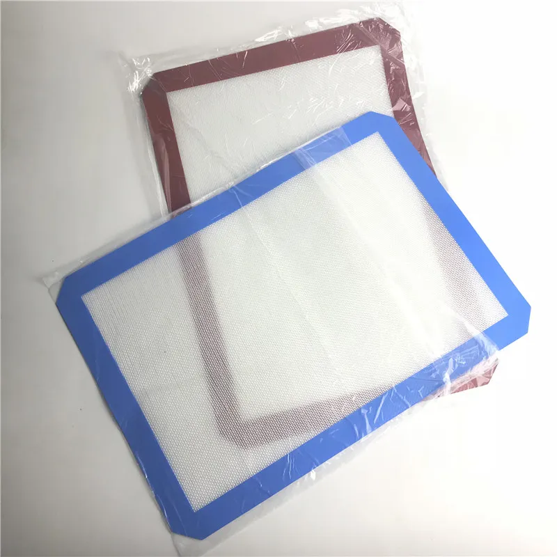 Red Blue Silicone Mat with Hookah 42cm x 29cm XXL Non-Stick Plastic Wax Oil Dab Dinng Tale Baking Mats for Glass Smoking Water Pipes