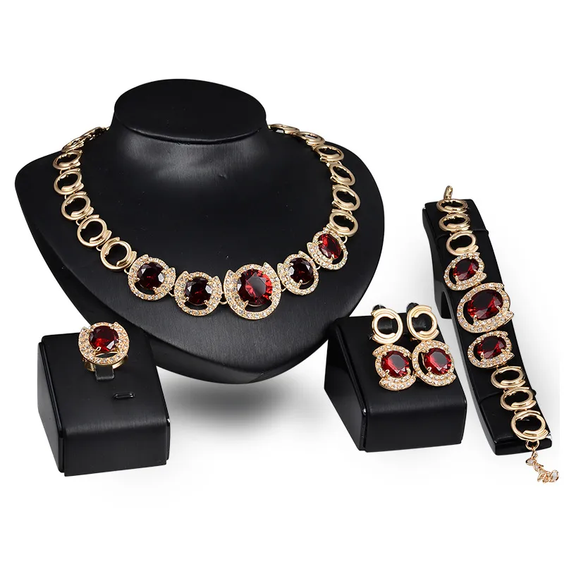 Dubaï 18k Or Pendentif Red Rubis Rubis Ensembles Fashion African Diamond Mariage Mariage Bijoux de bijoux (collier + bracelet + boucles d'oreilles + bague)