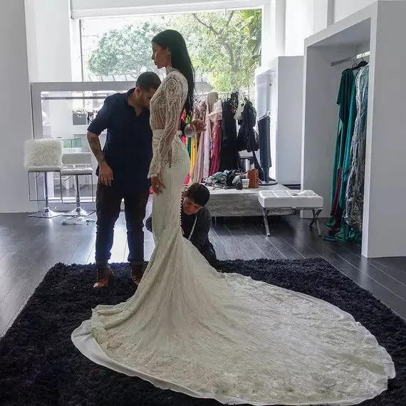 Gola alta Sereia vestidos de casamento 2018 Marca Novas luvas longas da forma Pérolas apliques vestidos de noiva Sexy Backless laço longo vestido de casamento
