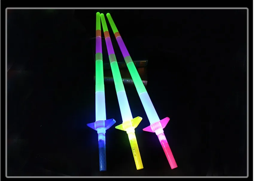 Teleskopisk LED Glow Stick Flash Led Light Stick Fluorescerande Sword Lysous Sticks LED Cheer Props Festivals Christmas Carnival Concerts Leksaker