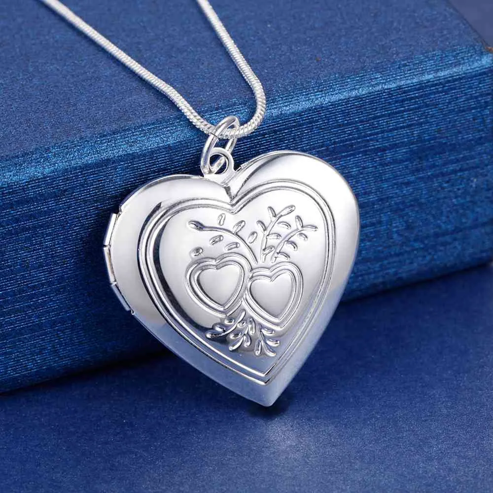 Factory Partihandel 925 Sterling Silver Plated Love Heart Pendant Locket Halsband Fashion Classic Romance Smycken Alla hjärtans daggåva