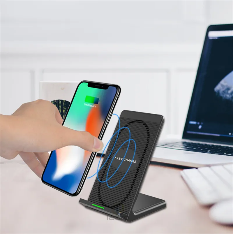 Para iPhone 11 Pro Cargador inalámbrico rápido 10W Qi Soporte de teléfono con almohadilla de carga rápida estándar para Samsung Galaxy S10 con empaque al por menor izeso