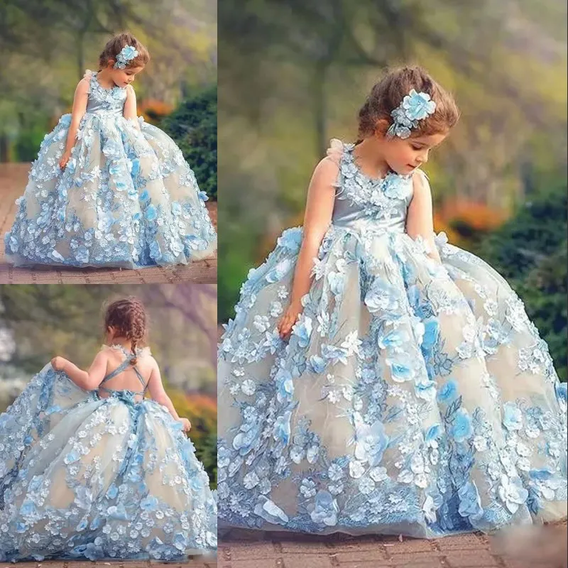Himmelblaue Festzug-Kleider für Kleinkinder, Juwel-Ausschnitt, ärmellos, flauschige Mädchen-Festzug-Kleider, feenhafte 3D-Blumenapplikationen, Blumenmädchen-Kleider