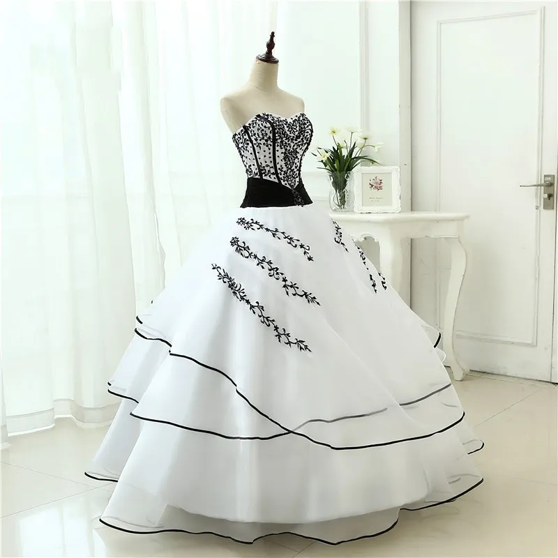 Black and White Gothic Wedding Dress With Color Vintage Embroidery Ball Gown Tiered Princess Colorful Bridal Gowns Custom Made online