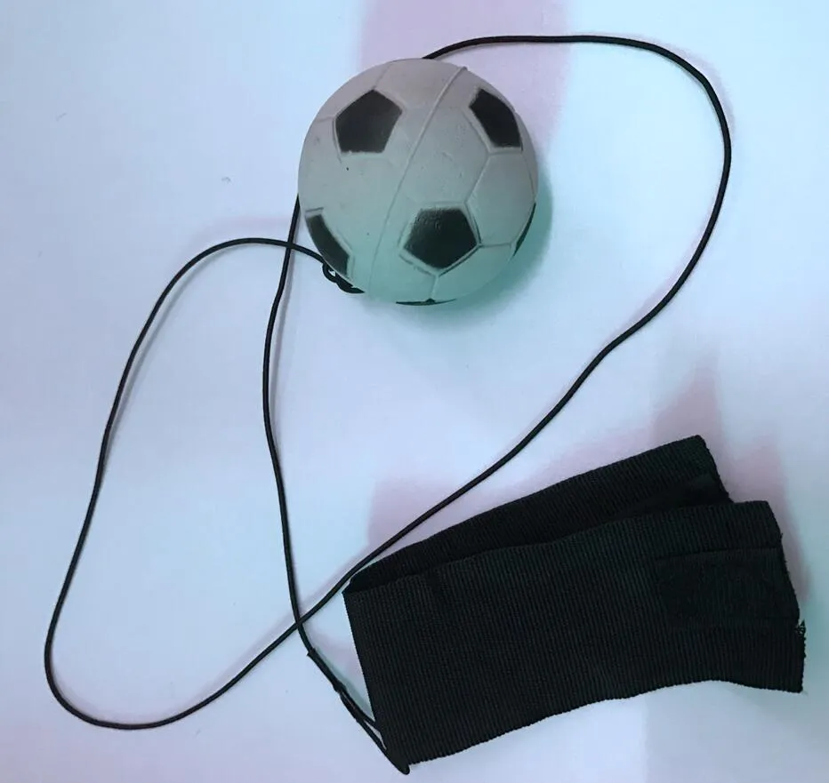 Ballls Nowe zabawne sprężyste fluorescencyjne gumowe nadgarstek Ball Ball Basketball Soccer Softball Toys