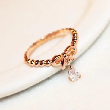 Korean Women Jewelry Luxury Water Drop Zircon Rings Rose Gold Plated Bowknot Charms Fings for Wedding Party Vintage Finger Rings Jewelry