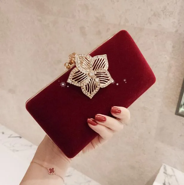 Burgundy velvet evening bag 2025