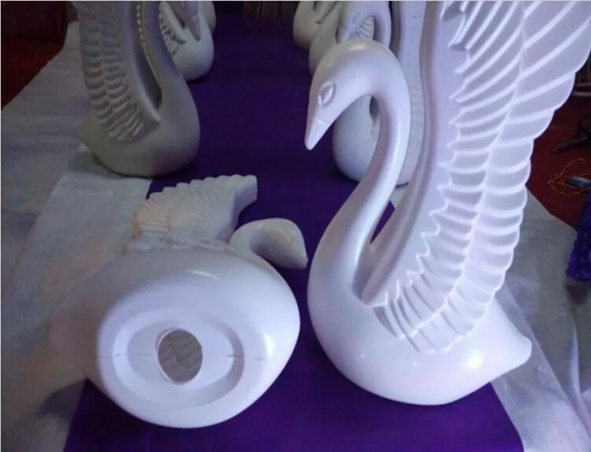 Swans Column Upscale Elegant White Angel And Swan Roman Column... From Homesicker ...