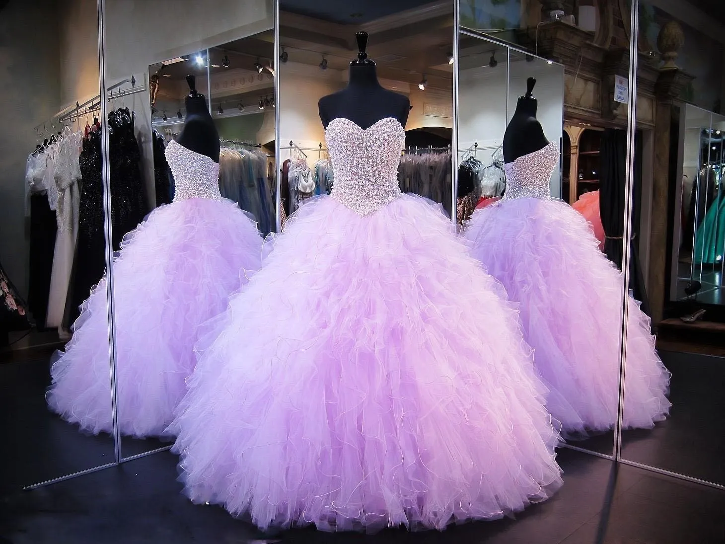 Lavendel Quinceanera Kleider Ballkleid Korsett Crystal