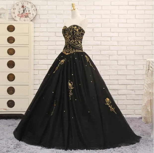 Sexy Black And Gold Beaded Embroidery Quinceanera Prom Dresses Cheap 2018 Sweet 16 Dress Tulle Corset Back Sequin For Girls