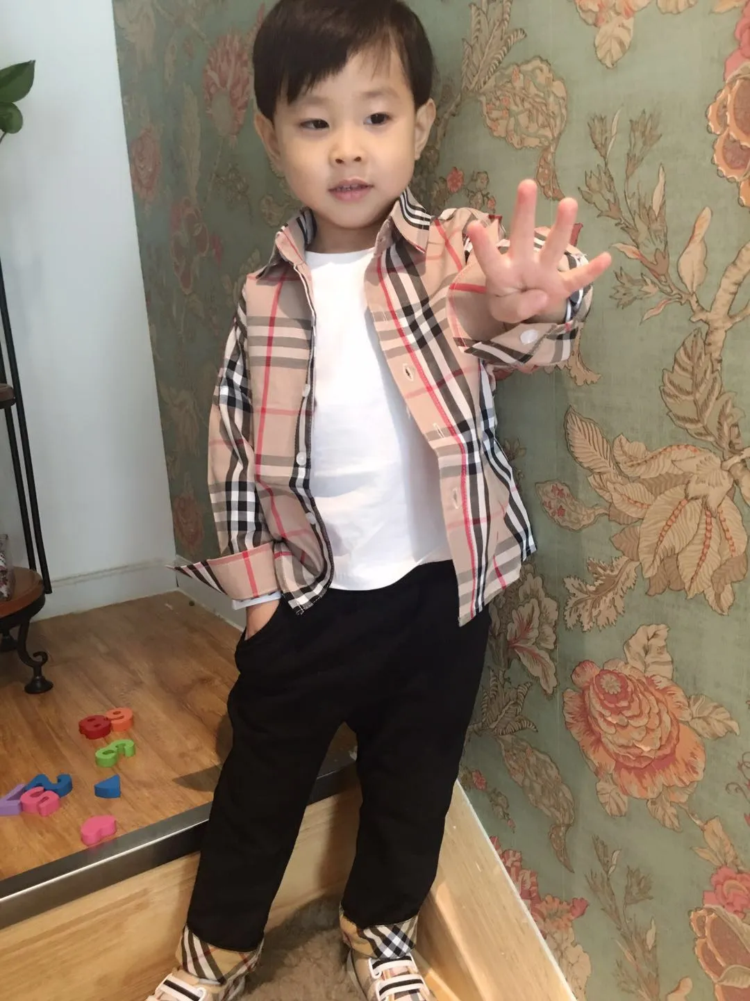 Spring Autumn Boys Shirt Casual Turn-Down Collar Full Sleeve Plaid Children`s Shirts For 3-7 Years Old Baby clothing