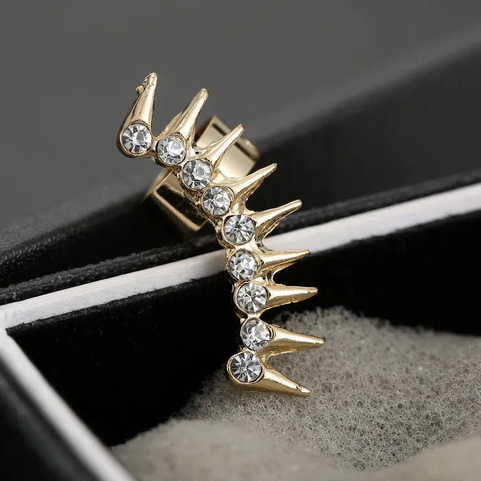 Hohe quility Punk Gothic Ohr Manschette Wrap Neue Mode Stud Clip Ohrringe krone luxus braut Gold Ohrring Für Frauen Elegante