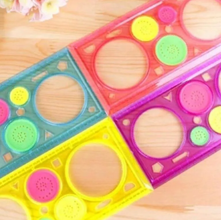 High Quality Painting Multi-function Interesting Puzzle Spirograph Children Drawing Plastic Ruler Can Improve Start Work Ability