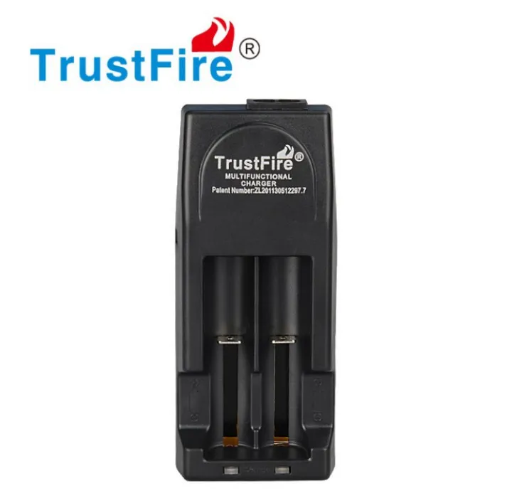 1400에 대한 원래 Trustfire TR001 2 슬롯 리튬 배터리 충전기 16340 18500 18650 + 자동차 충전기 / 