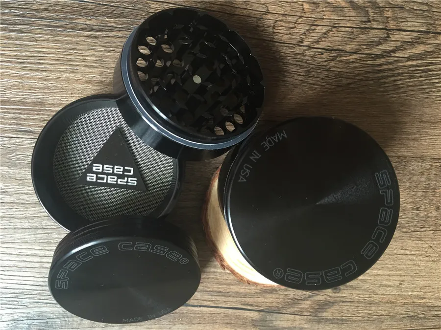 63mm Grinders 4 Layer Aluminum Alloy Cnc Teeth Tobacco Dry Herb Grinders for Smoking Space Case Grinder Clear without Words