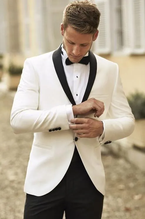 Custom Made Męski garnitur 2018 Kurtka Ivory Czarna Lapel Groom Tuxedos Groomsmen Najlepszy człowiek Garnitur Męskie Garnitury Ślubne Kurtka + Pant + Bow