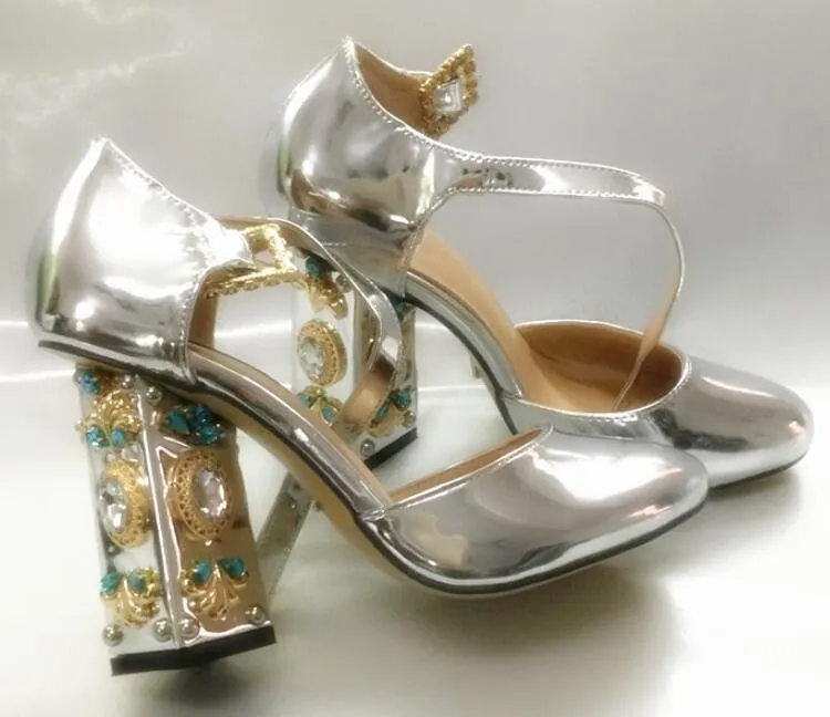 2018 Nuevas mujeres de la llegada tacones altos bombas de tacón grueso zapatos de fiesta bombas de perno de diamante zapatos de vestir slivergold bombas de cuero