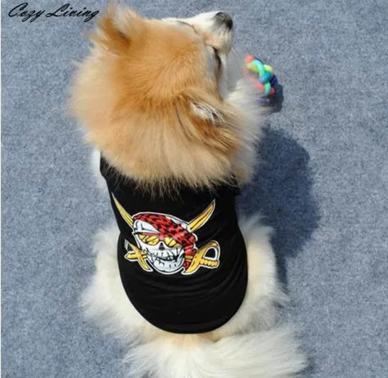 Acquista Abiti Da Compagnia Estate Cucciolo Piccolo Cane Gatto Pet Vestiti  Vestiti Gilet T Shirt Abbigliamento Pirata Xs L Vestiti Animali Domestici  Il Cane Piccolo Cane Allingrosso D26 A 7,04 € Dal