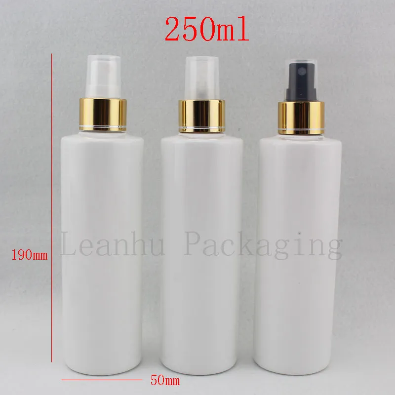 Botella de plástico blanca vacía de 250ML X 20 con bomba de pulverización de aluminio dorado, contenedor de pulverizador cosmético para perfumes, paquete de agua para inodoro