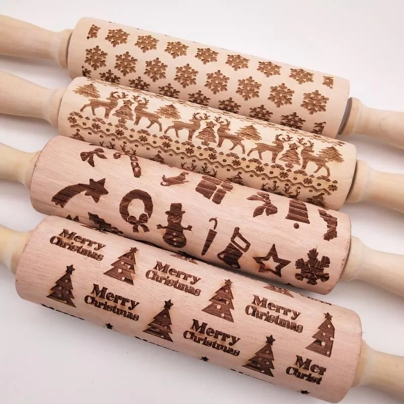 Set 3 Mattarelli Natalizi In Legno Incisi: Fiocchi Di Neve, Alci E Alberi