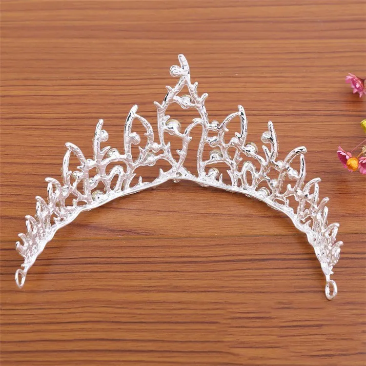 Gorgeous Princess 2018 Big Wedding Crowns Bridal Jewel Headpieces Tiaras For Women Silver Metal Crystal Rhinestone Baroque Hair Headbands