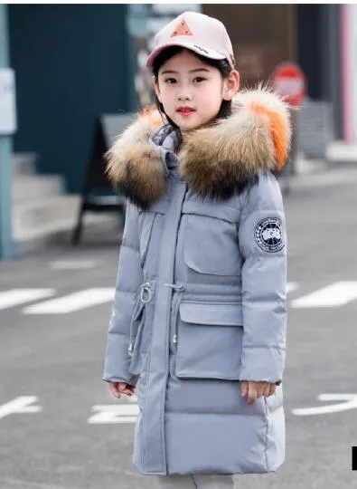 Çocuk Aşağı Ceket, Kızların Orta Boyu Çocuk Giyim, Kalınlaşmış Ceket, Büyük Boy 2018 Yeni Büyük Saç Yaka Kalınlaşmış Kış Giyim W508