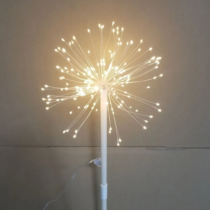 Stringa di luci a LED a forma di bouquet 150LED Alimentato a batteria 8 modalità Luci di fuochi d'artificio in filo di rame con telecomando Natale