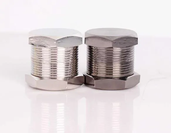 A nova venda de liga de zinco de quatro camadas de metal criativo moedor de moedor de prisma