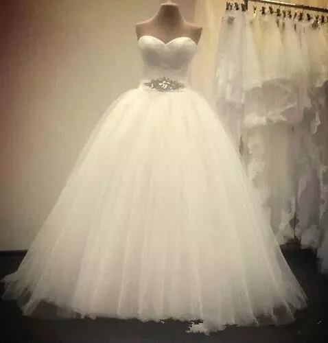 2018 Yeni Balo Quinceanera elbise İnciler Boncuklu Lace up Geri Kat Uzunluk Kız Gelinlik Modelleri Sevgiliye Özel Günlerinde Elbise Q48