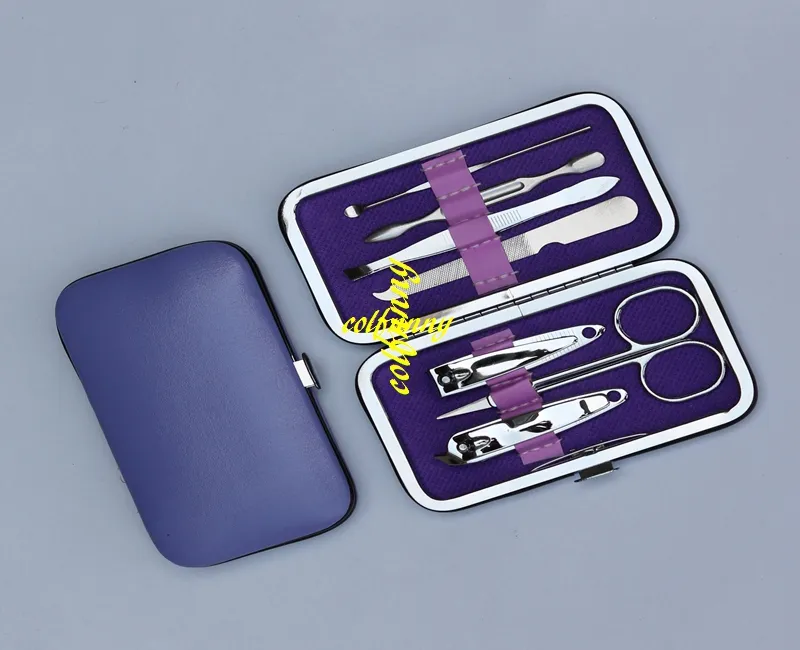 / mycket snabb frakt 7st Portable Manicure Set Nail Care Clippers Saxar Travel Grooming Kits Slumpmässig Färg