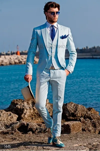 Nuovi arrivi Smoking da sposo blu chiaro con un bottone Groomsmen Risvolto a punta Giacca da uomo migliore Abiti da sposa uomo (giacca + pantaloni + gilet + cravatta) H: 701