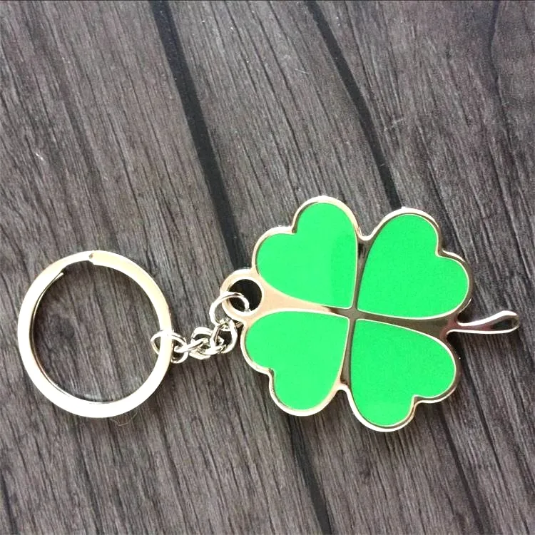 Hochwertiger grüner Blatt-Schlüsselanhänger aus Metall, modisch, kreativ, schöner vierblättriger Kleeblatt-Glücks-Schlüsselanhänger