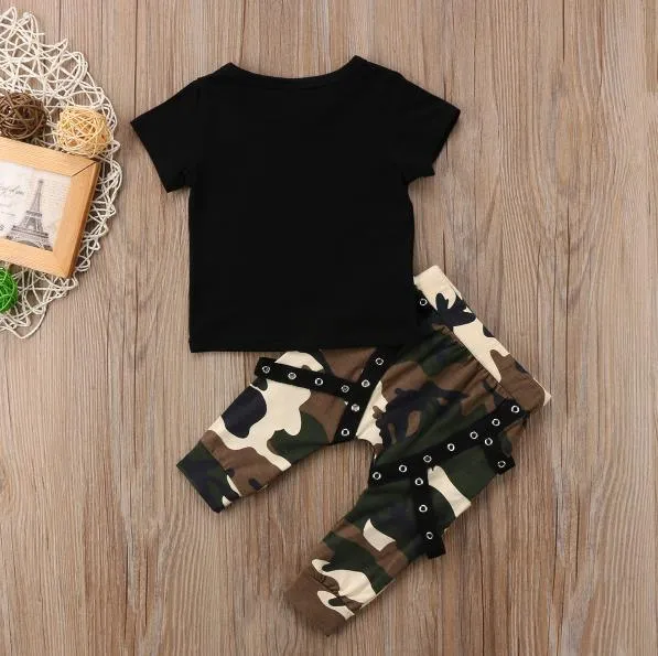 Sommer Baby Boy Kleidung Schwarz König Gedruckt T-shirt + Camouflage Hosen Baby Kinder Kleidung Jungen Set Kinder kleidung Jungen Outfits