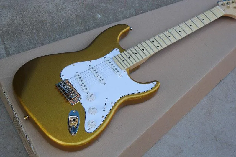 China Guitarra de fábrica personalizada de Alta Calidad Nuevo arce Diapasón festoneado color oro cabeza grande Cabeza ST Guitarra Eléctrica 1027