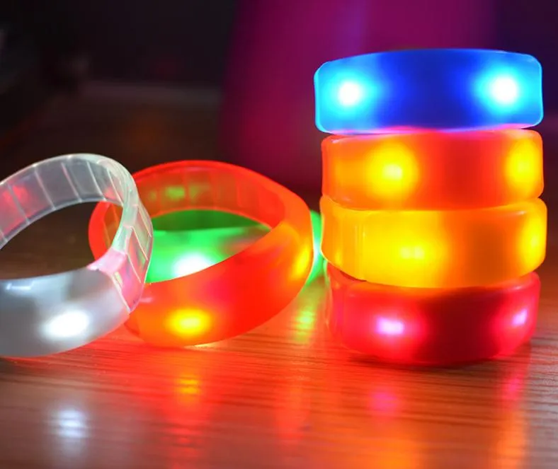 100шт управления звуком LED мигающий браслет свет браслет Браслет музыка активированный Ночной свет клуб деятельность дискотека развеселить игрушка SN243