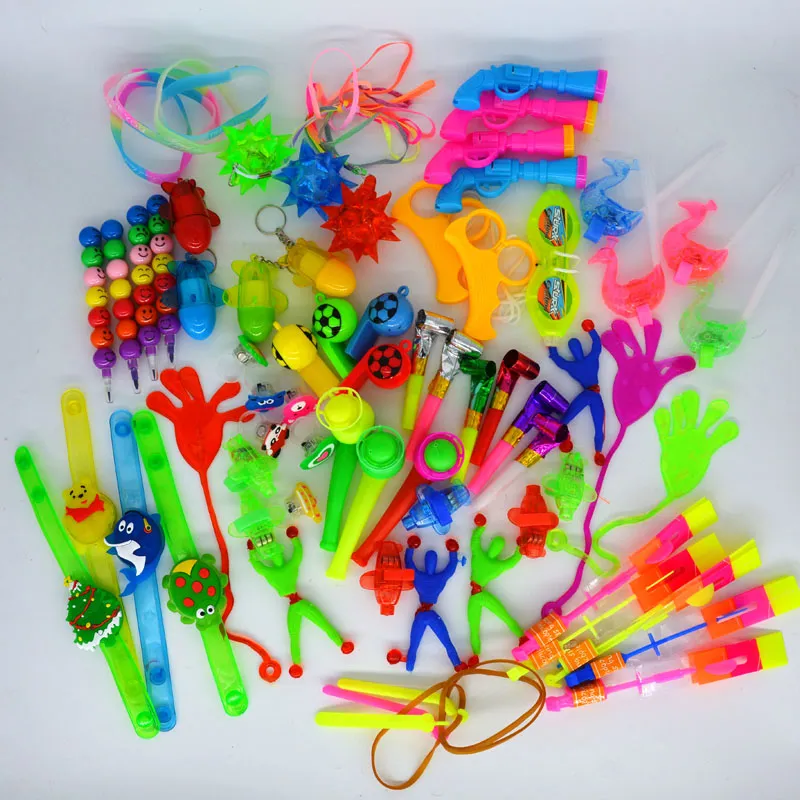 2018 New 100PCS Toys for Kids Party Favors Girl Boy Gift Bags Pinata Fillers Children Carnival Gifts Toy Christmas New Year