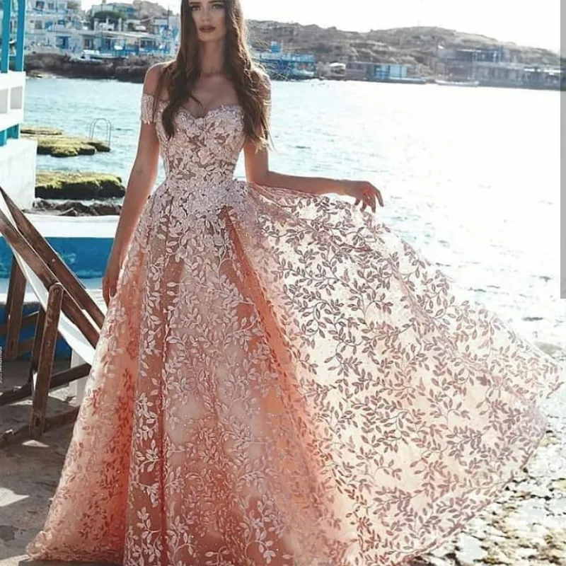 Blush Pink Lace Prom Dresses Glamorous Off Shoulder Beads Appliques A-Line Floor Length Party Dress Stylish Evening Dress Red Carpet Dresses